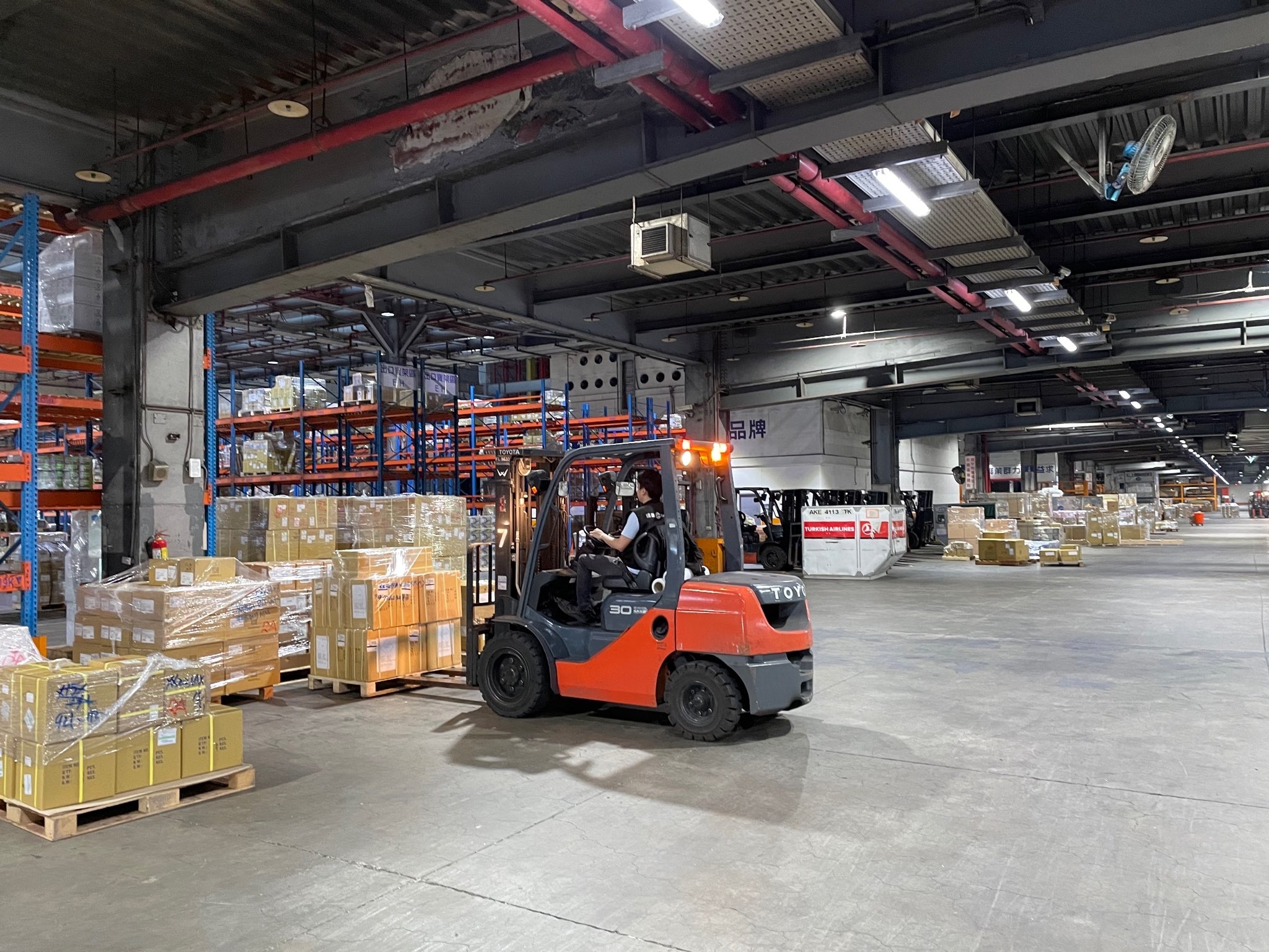 Dimerco Services_Contract Logistics_Bonded Warehousing-3 领航国际官方网站图片